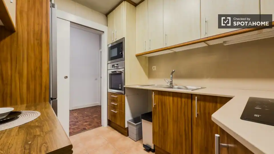 Kitchen of Flat for rent in Barcelona  with Air Conditioner, Heating and Furnished