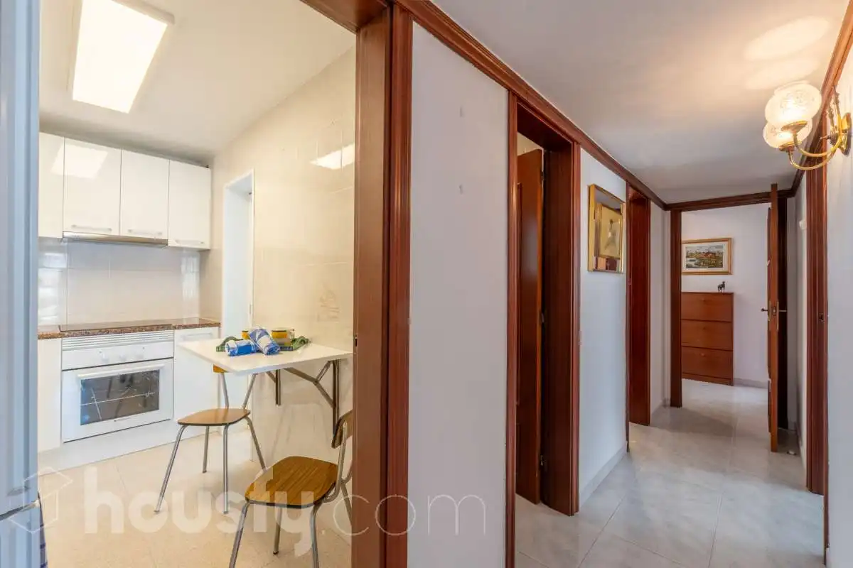 Wohnung zum Verkauf in Vilanova i la Geltrú mit Heizung und Terrasse