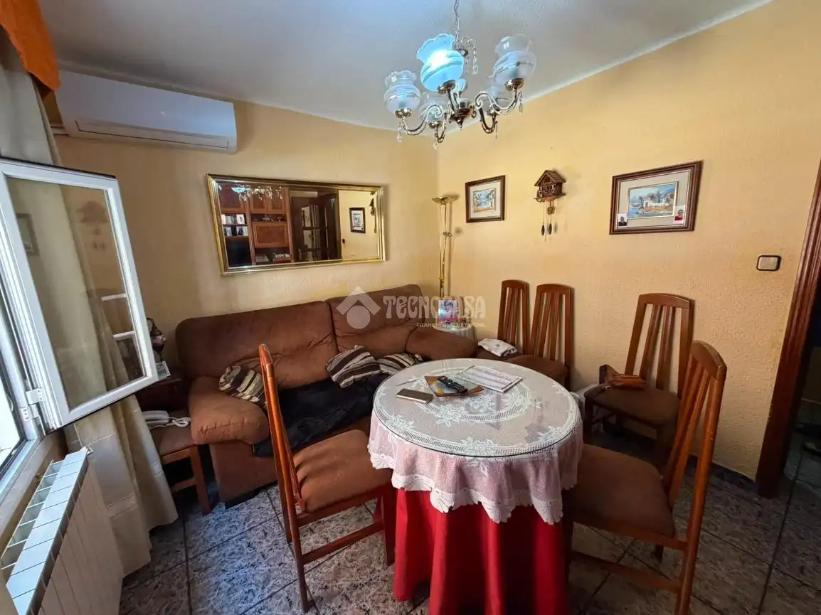 Sala d'estar de Pis en venda en Getafe amb Calefacció i Terrassa
