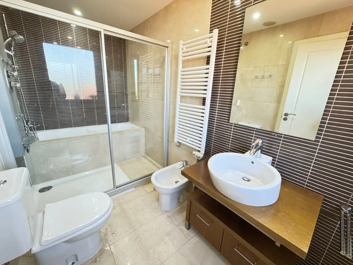 Baño de Ático en venta en Casares con Aire acondicionado, Calefacción y Terraza
