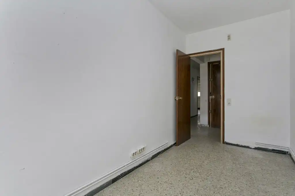 Flat for sale in Sant Vicenç Dels Horts