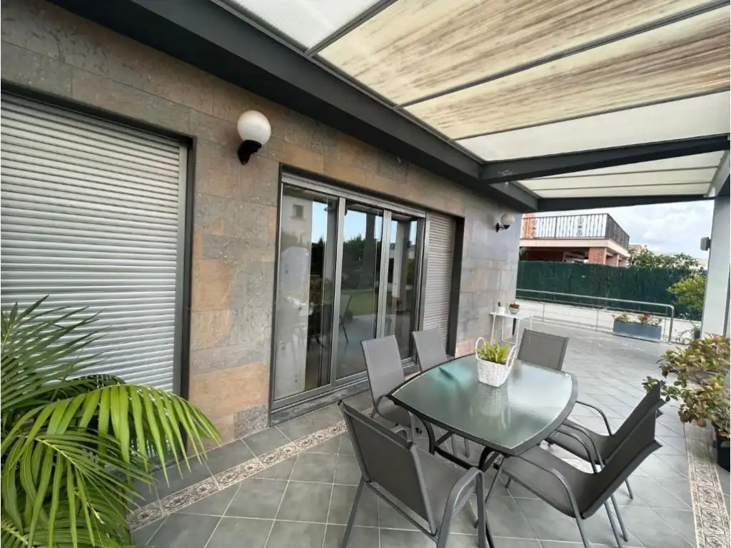 Terrassa de Casa o xalet en venda en Gandia amb Aire condicionat, Jardí privat i Terrassa