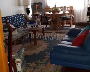 Sala d'estar de Pis en venda en Tui amb Calefacció, Terrassa i Traster