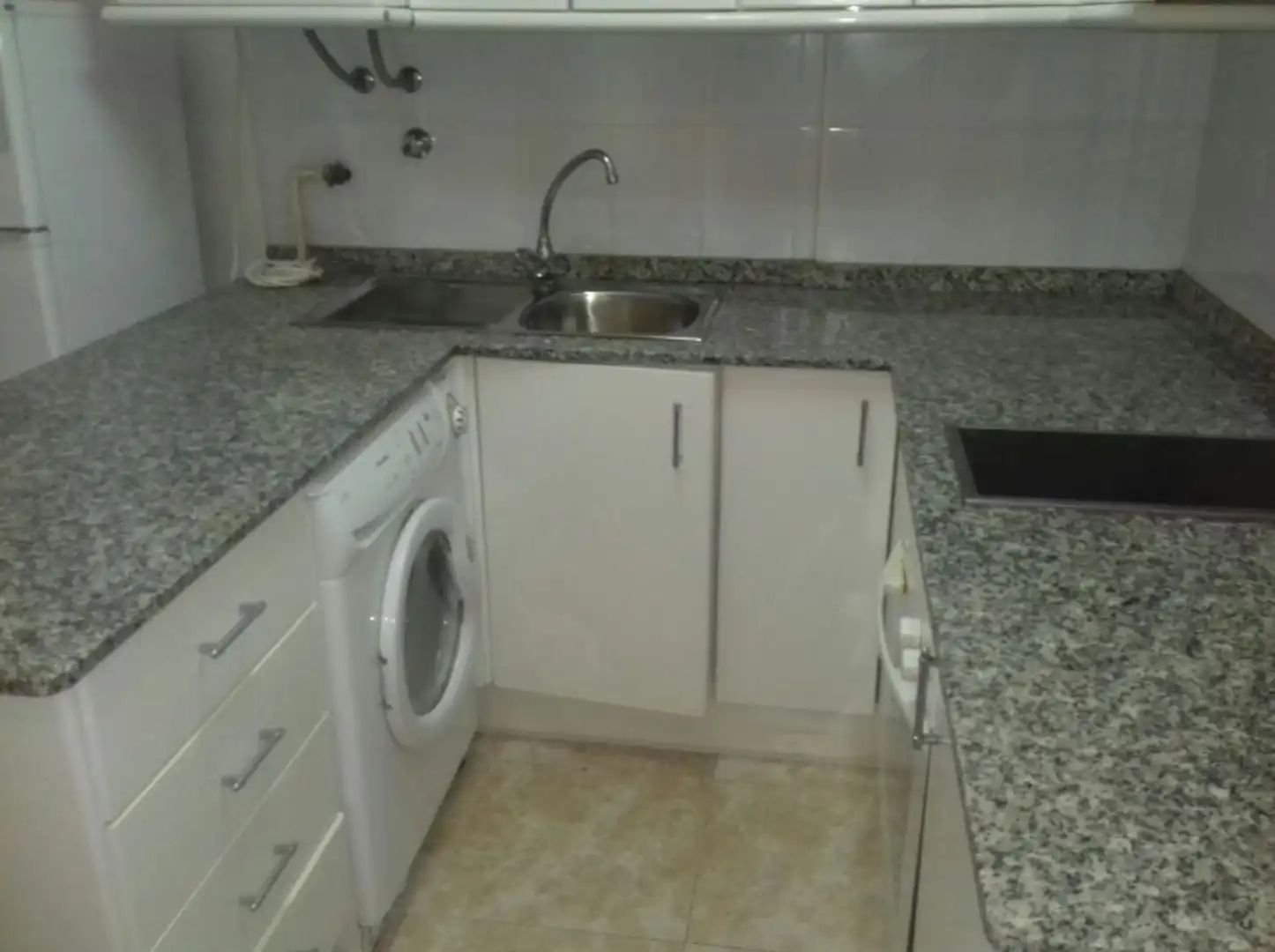 Küche von Wohnung zur Miete in Murcia mit Abstellraum