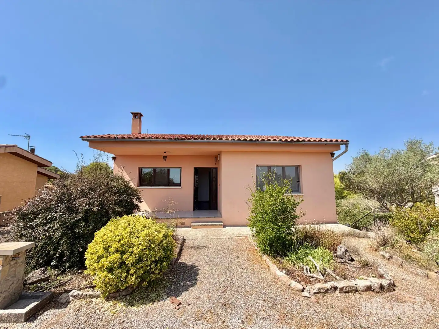 Vista exterior de Finca rústica en venda en Castellfollit del Boix amb Calefacció, Jardí privat i Terrassa