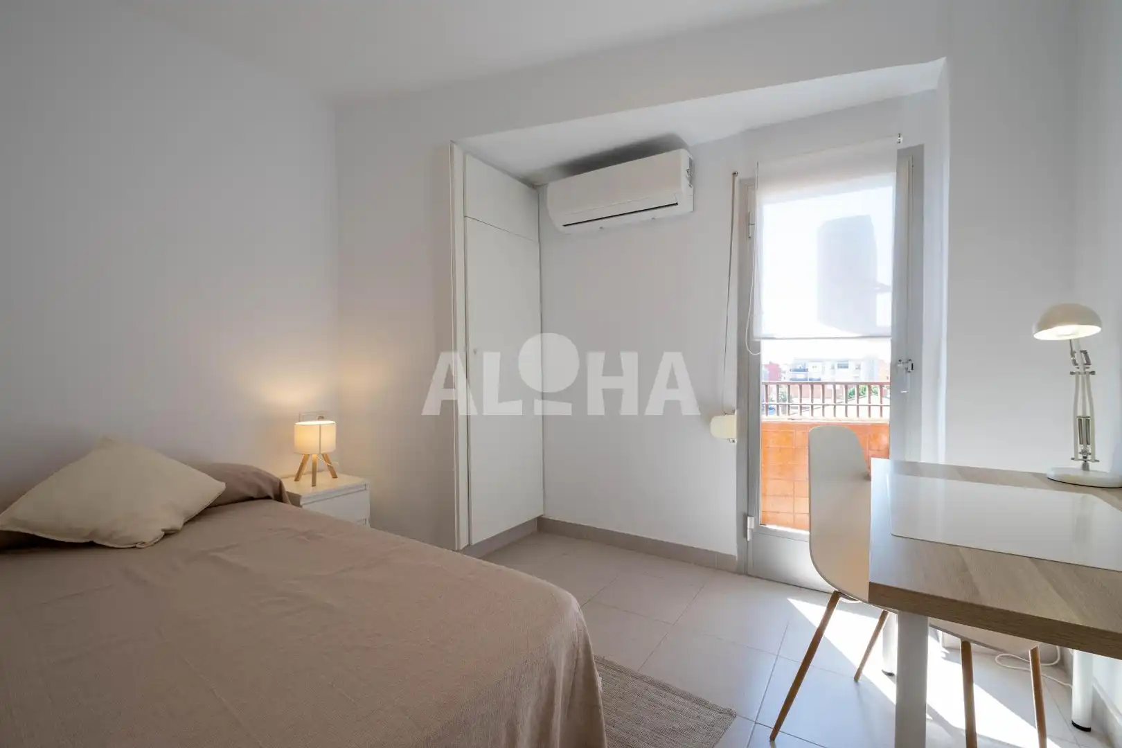 Bedroom of Apartments for rent in Alfara del Patriarca  with Air Conditioner, Terrace and Furnished