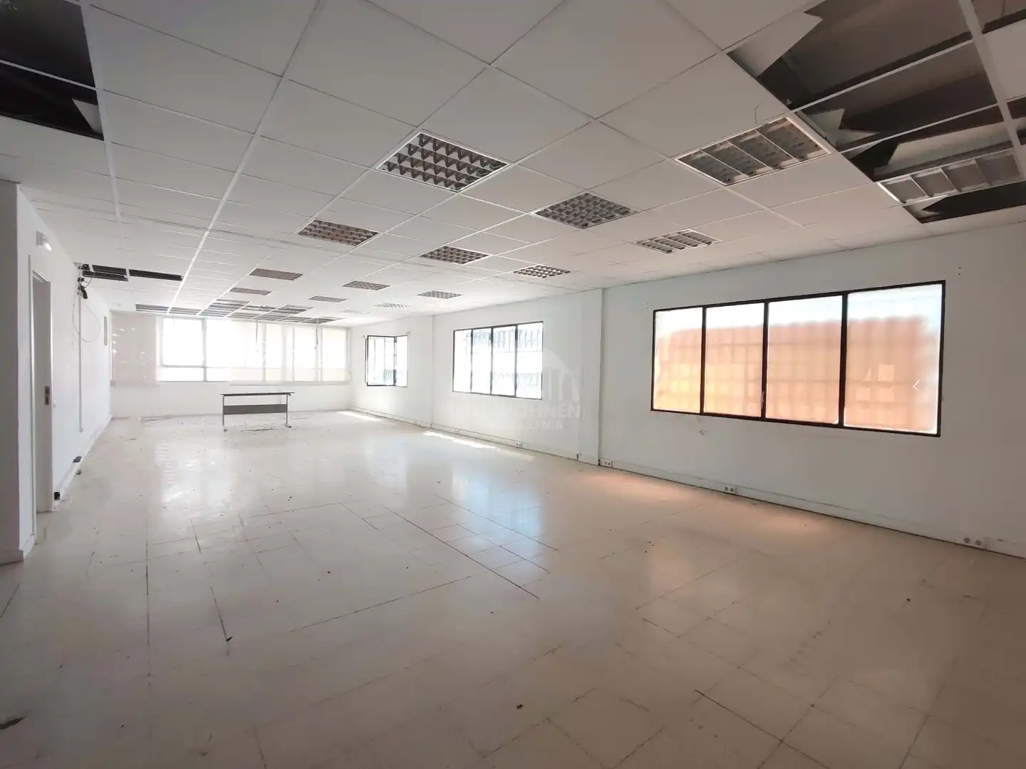 Office space with lift for sale in AV CERDANYOLA, imagen 10