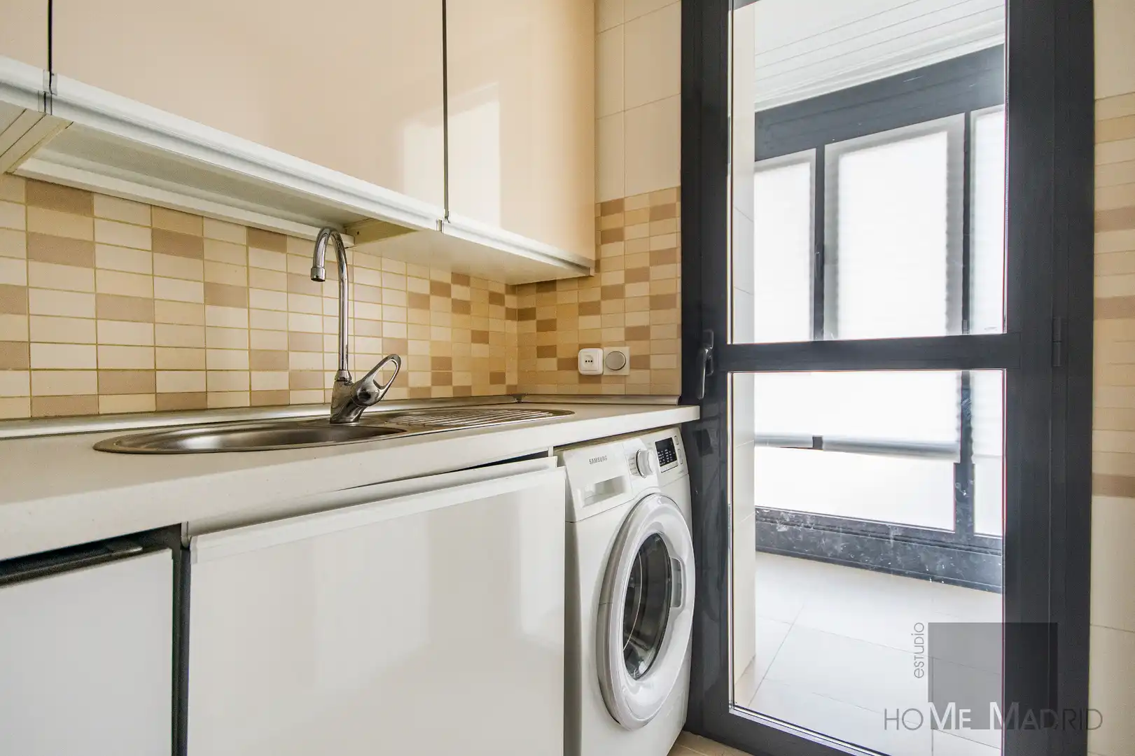 Kitchen of Flat for sale in Madrid  with Air Conditioner, Heating and Storage room