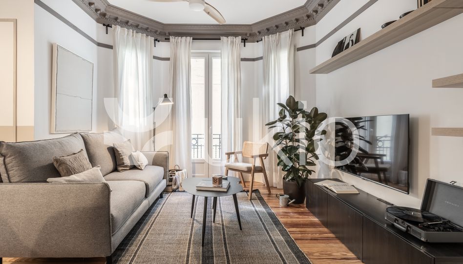 Apartamento de alquiler en Calle de Santa Engracia, Ríos Rosas - Nuevos Ministerios - Imagen 2