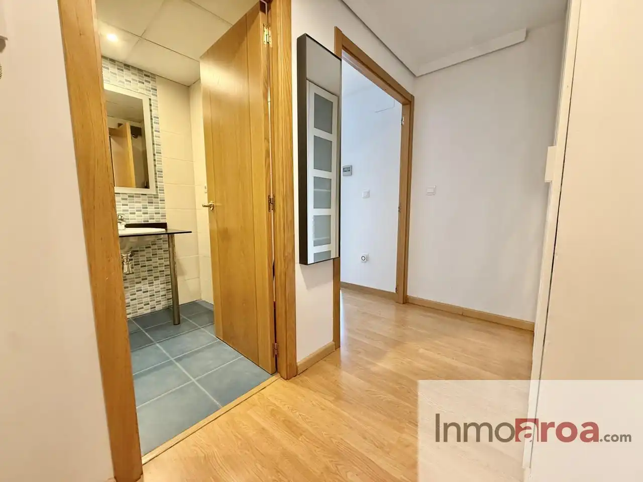 Wohnung zur Miete in Valencia mit Klimaanlage, Heizung und Terrasse