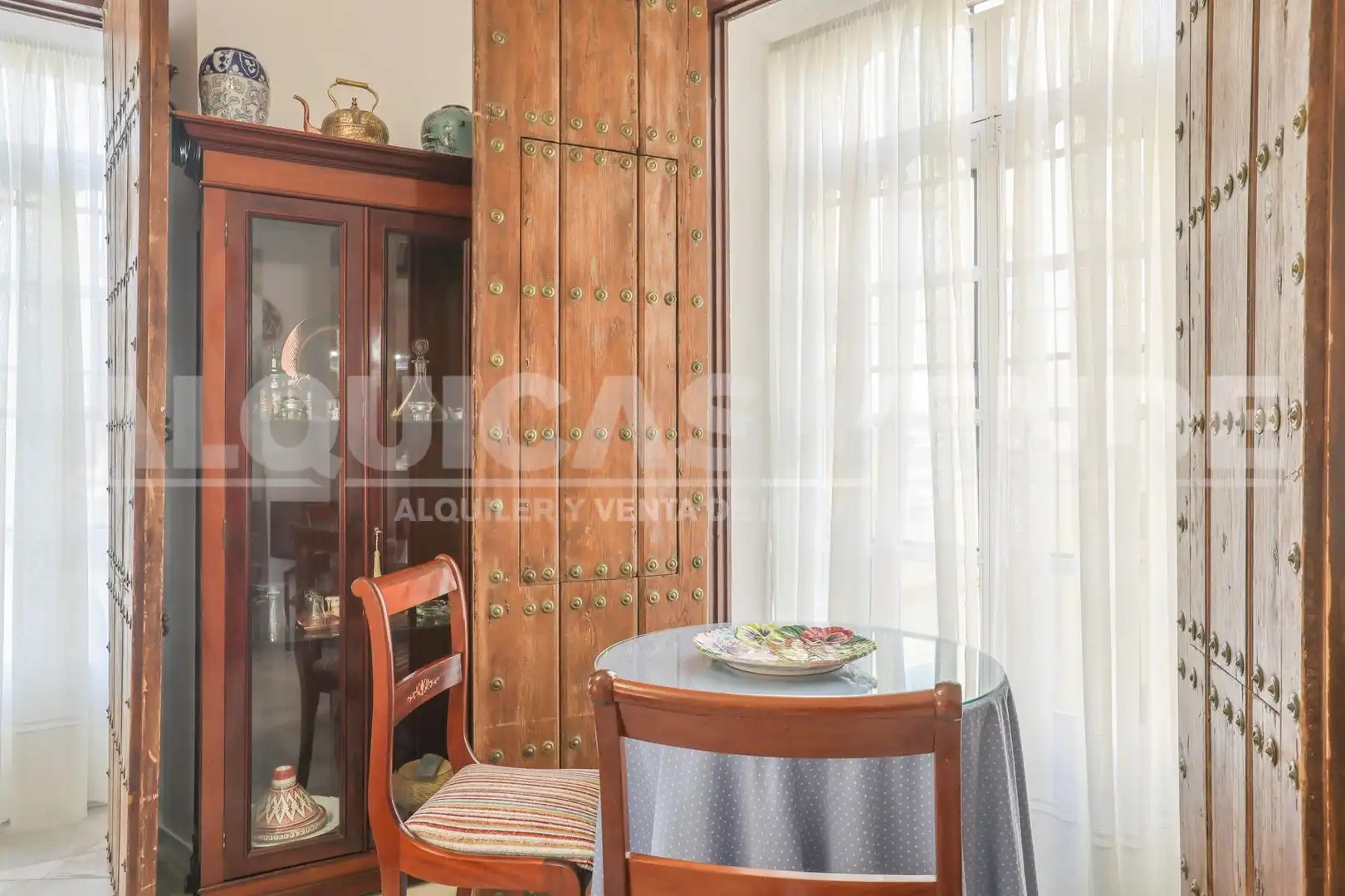 Apartament amb terrassa de lloguer a Casco Antiguo, imagen 15