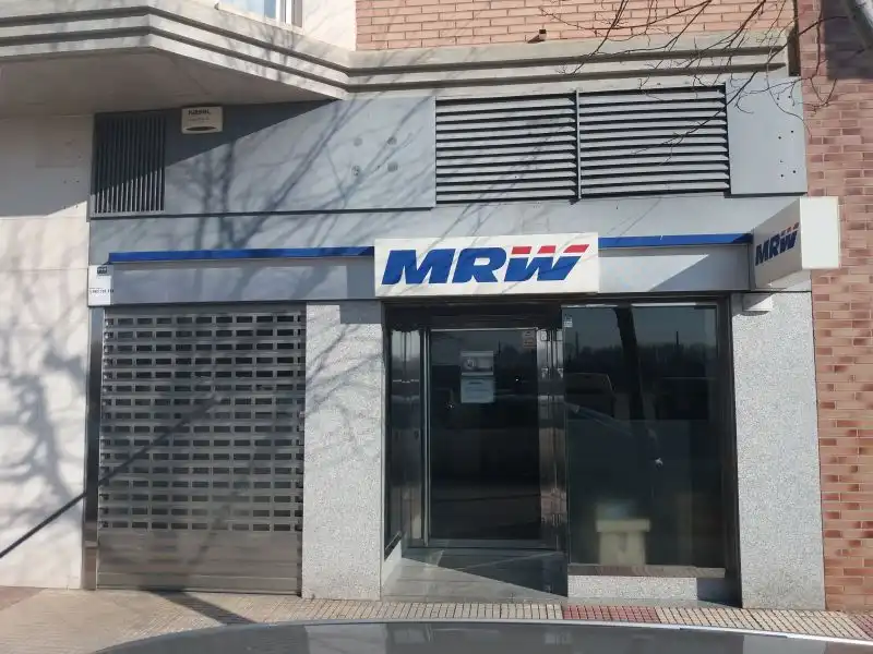 Local comercial de lloguer a Griseras - Gardachales