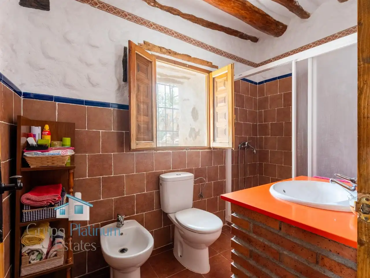 Baño de Casa o chalet en venta en Huéneja con Jardín privado, Trastero y Piscina
