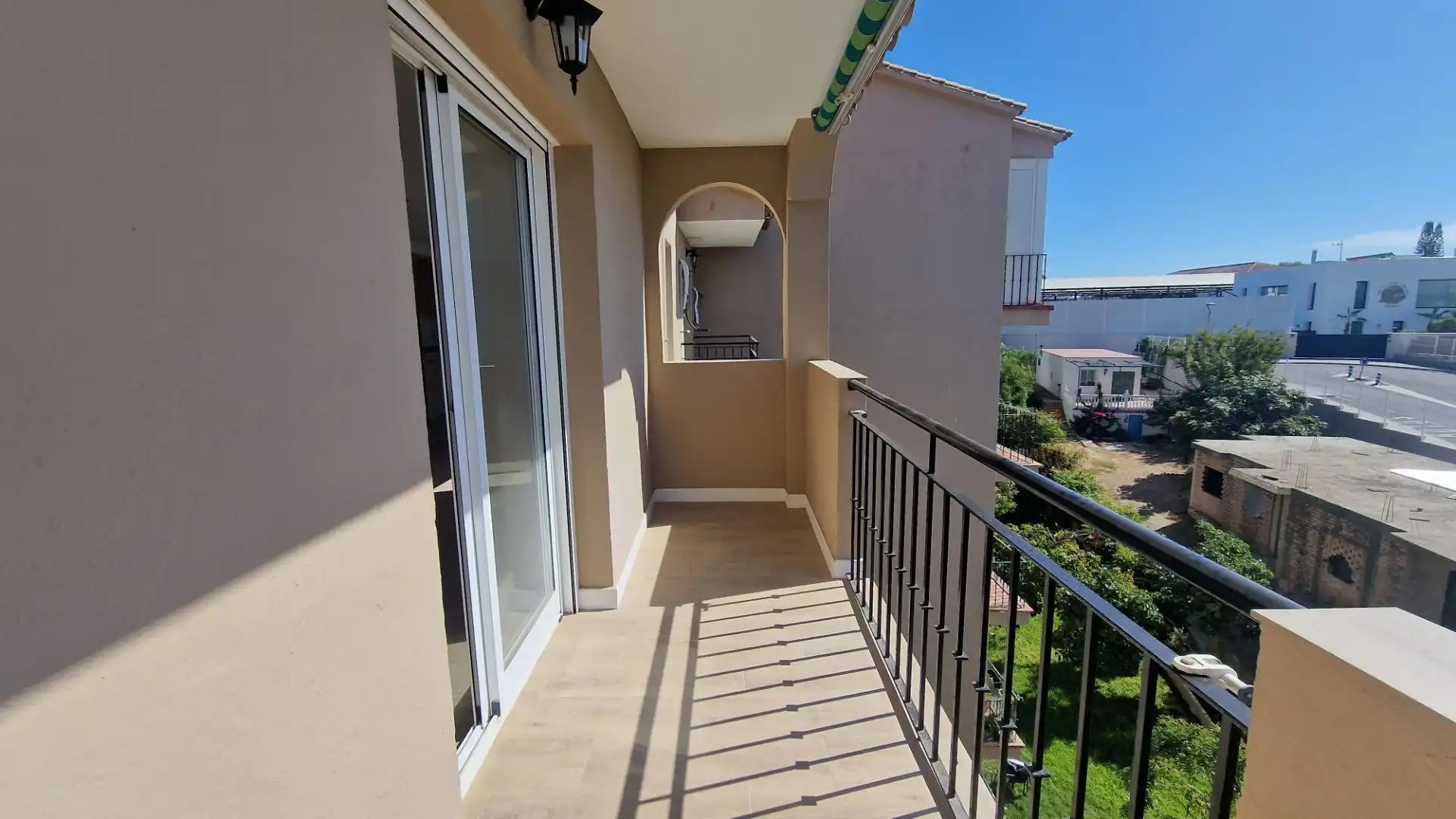 Appartement avec terrasse à louer à Avenida Avenida Perdices 2