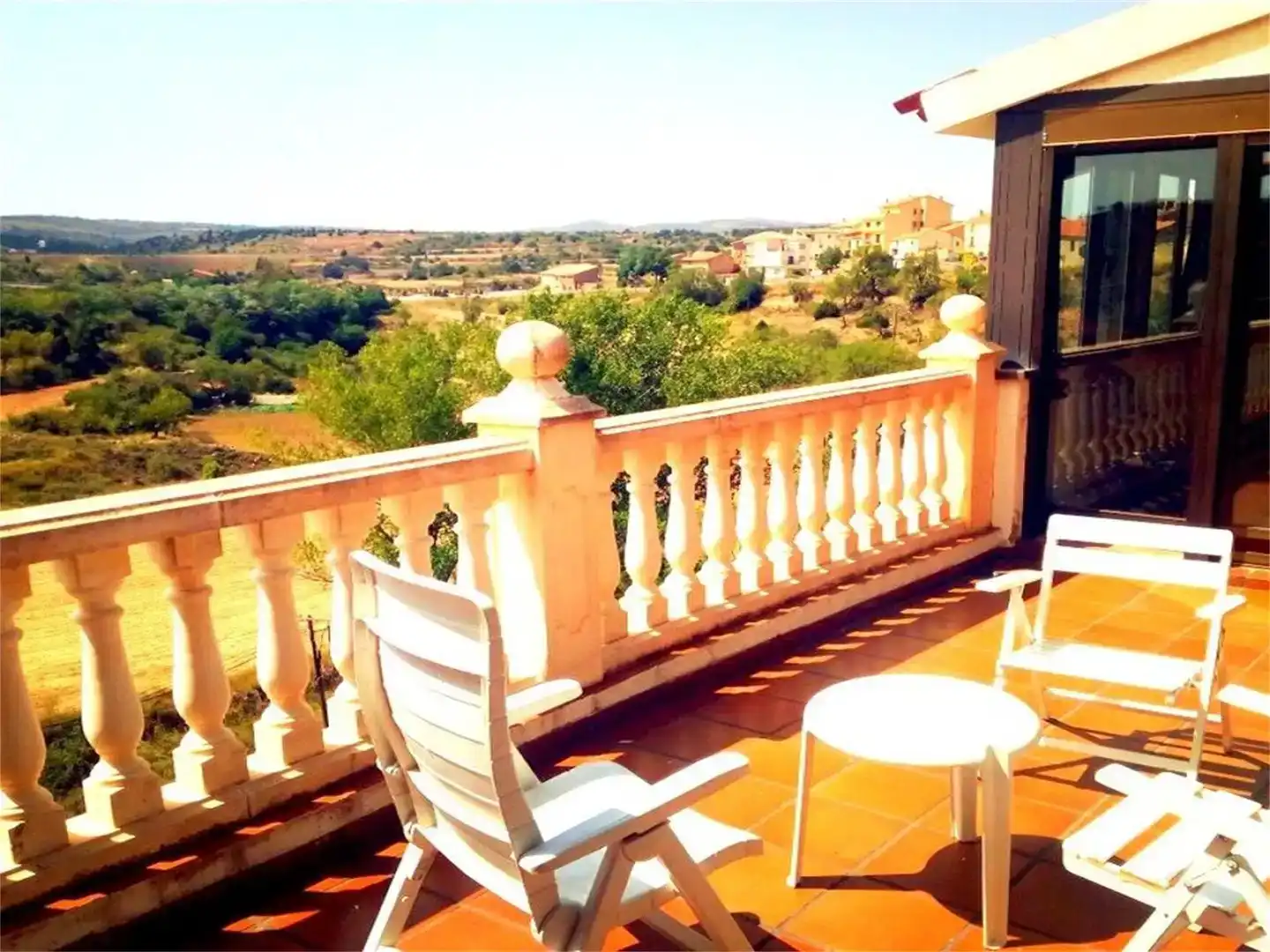 Terraza de Piso en venta en La Puebla de Valverde con Trastero y Piscina comunitaria