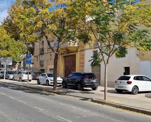 Vista exterior de Casa adosada en venda en Valls amb Terrassa