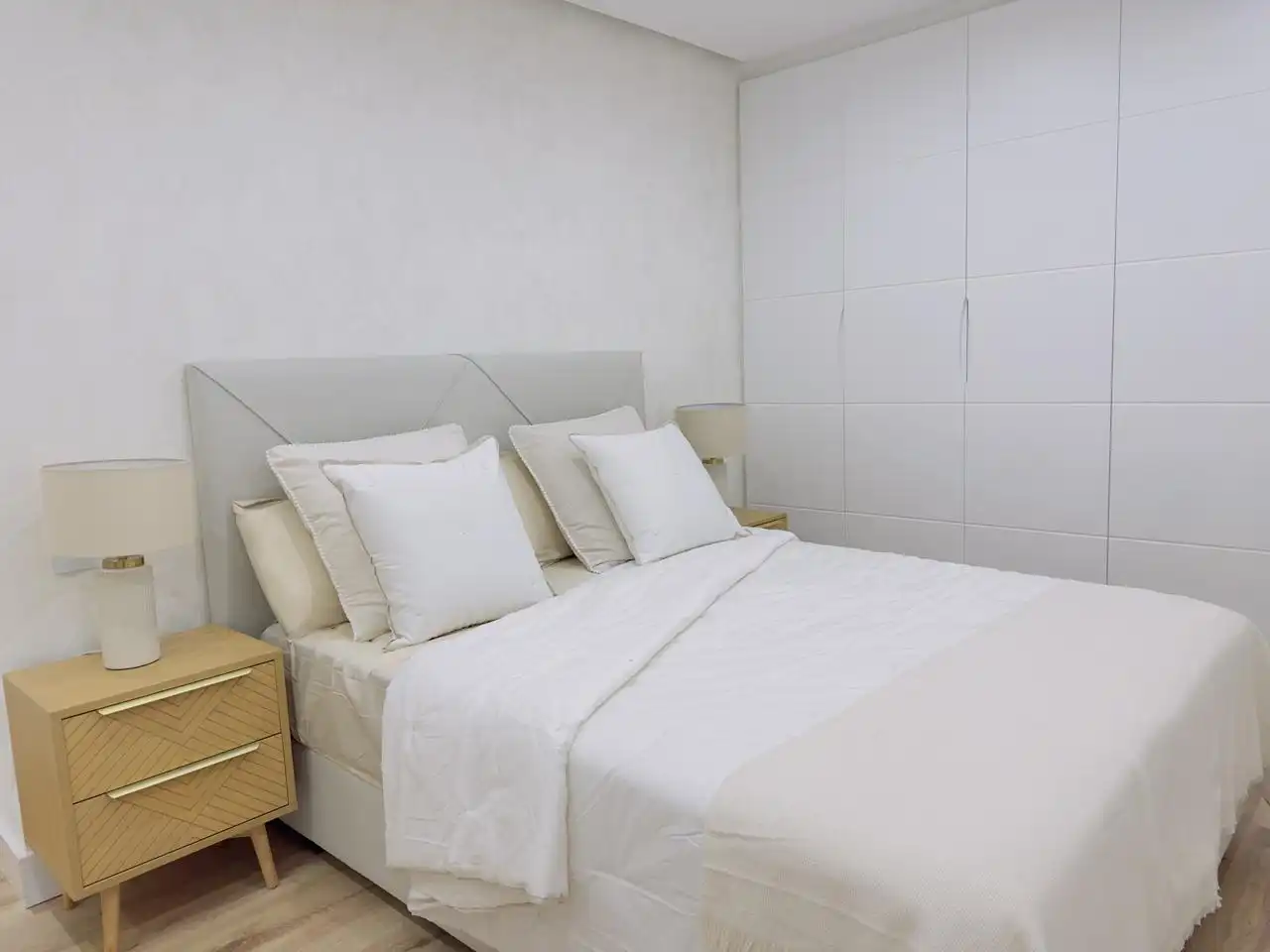 Schlafzimmer von Wohnung zum Verkauf in Madrid mit Klimaanlage, Heizung und Möbliert