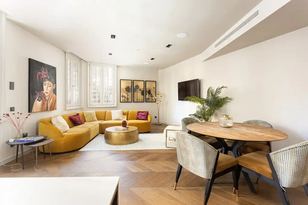 Apartamento con ascensor en venta en Ciutat Vella