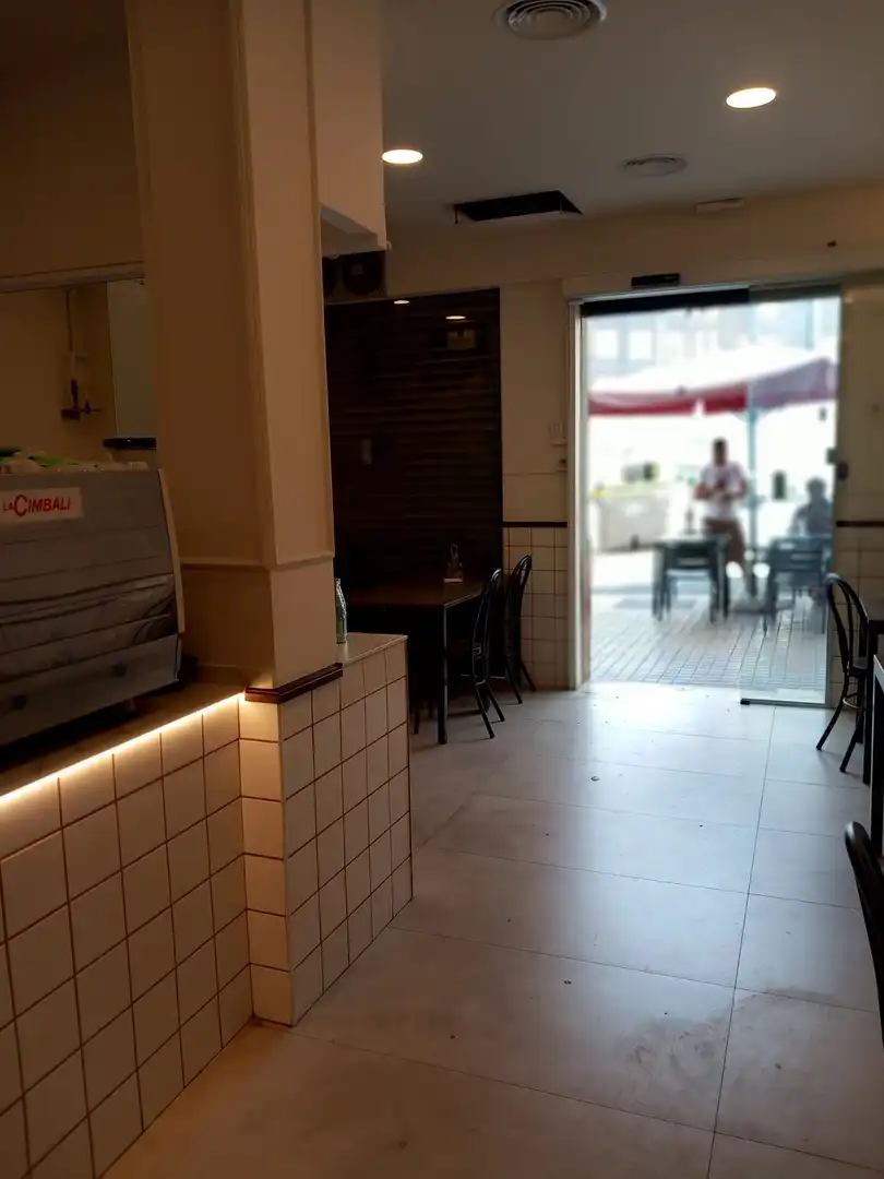 Local comercial en alquiler en Eixample, imagen 5