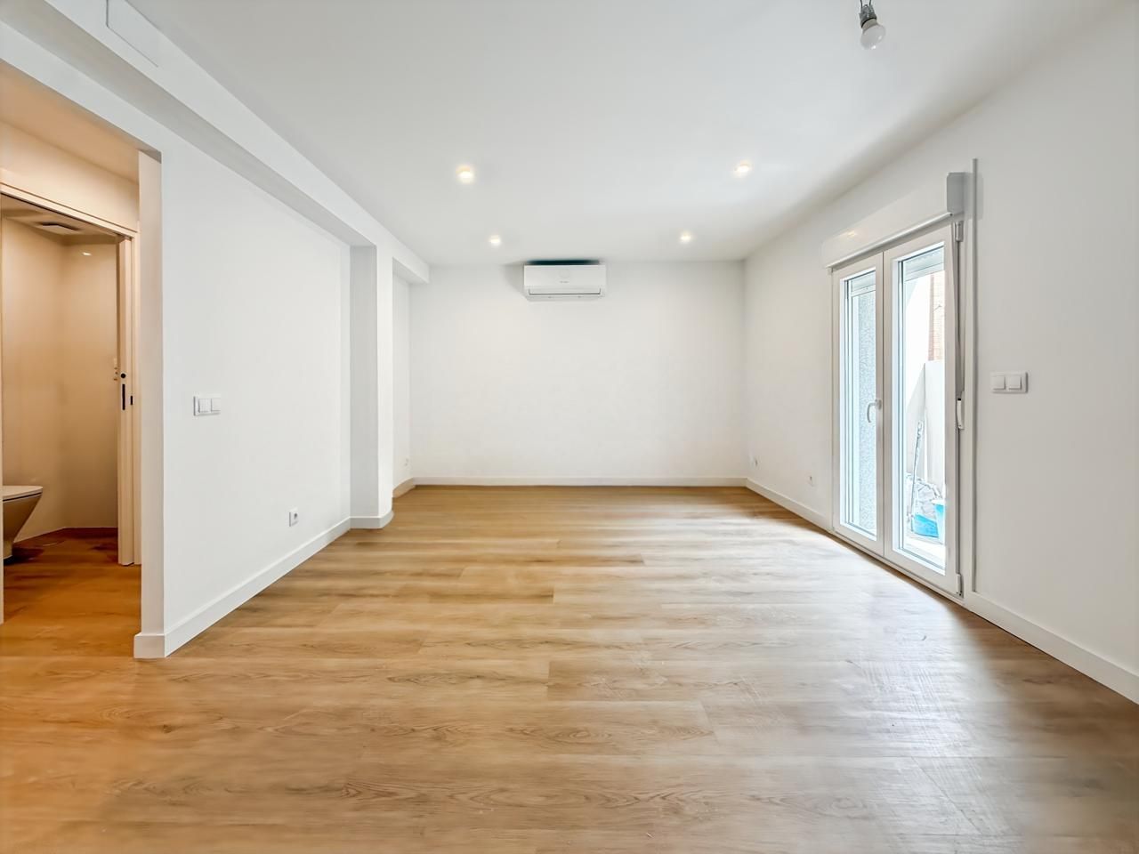 Flat to rent in Alcobendas  with Air Conditioner, Heating and Terrace