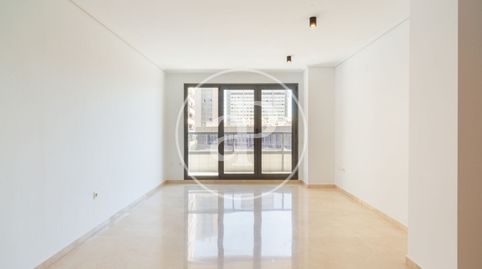 Photo 2 of Flat for rent in C/ de la Safor, Sant Pau, Valencia Capital