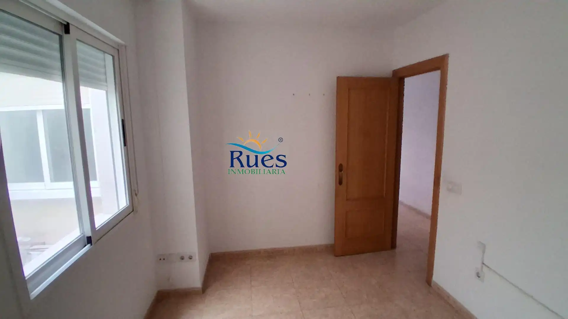 Habitación de Piso en venta en Oropesa del Mar / Orpesa con Terraza y Balcón