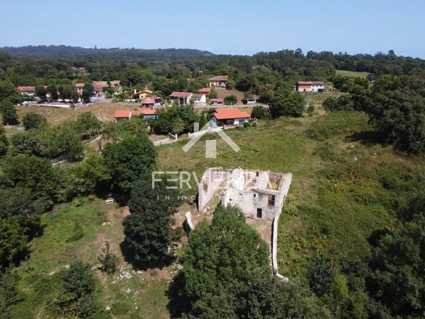 Houses for sale in Posada - Barro