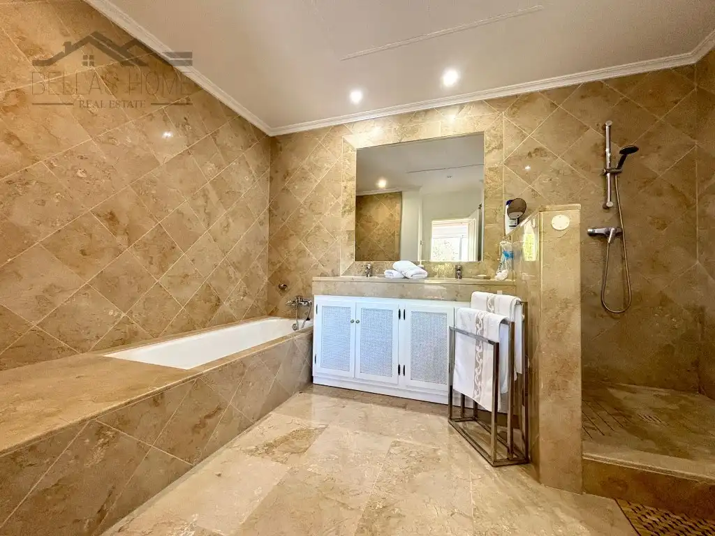 Flat for rent in Camino de Brijan, Bel - Air