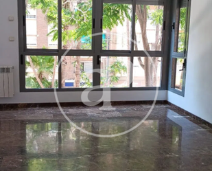 Flat to rent in Torrent  with Air Conditioner, Heating and Terrace