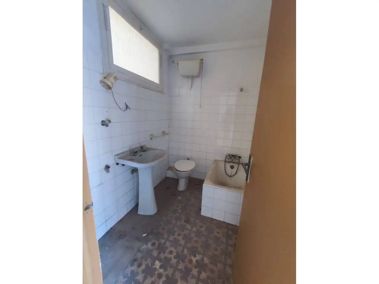 Baño de Casa adosada en venta en Barbastro