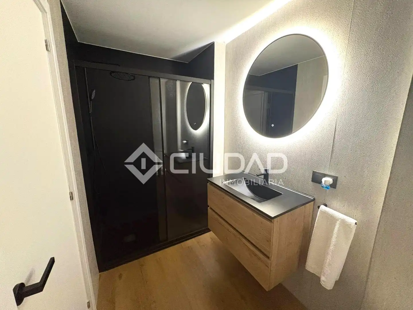 Bathroom of Flat for sale in Sanlúcar de Barrameda  with Furnished