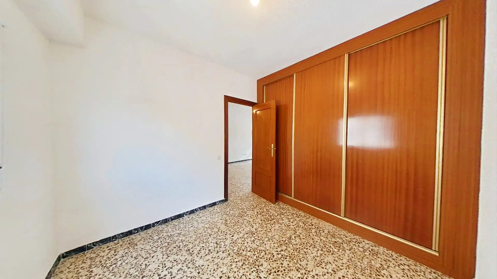 Flat for rent in Carolinas Bajas