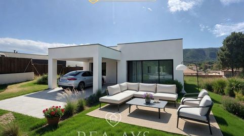 Foto 2 von Residential zum Verkauf in Carrer València, Begues, Barcelona