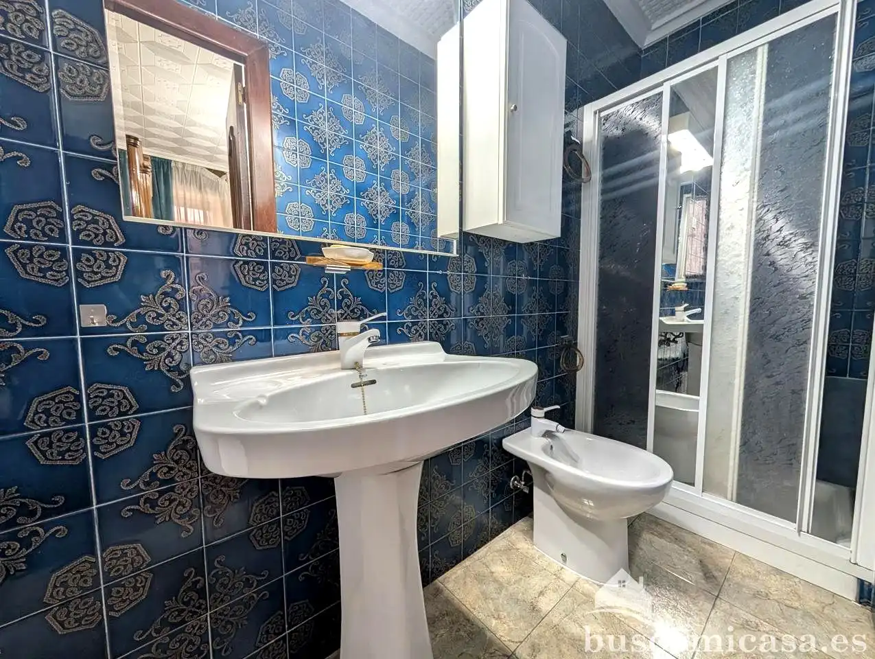 Bathroom of Flat for sale in Linarejos