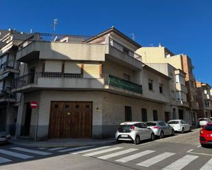 Vista exterior de Casa o xalet en venda en El Vendrell amb Terrassa i Balcó