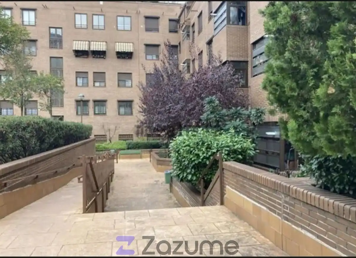Vista exterior de Apartamento de alquiler en Madrid con Aire acondicionado, Calefacción y Jardín privado