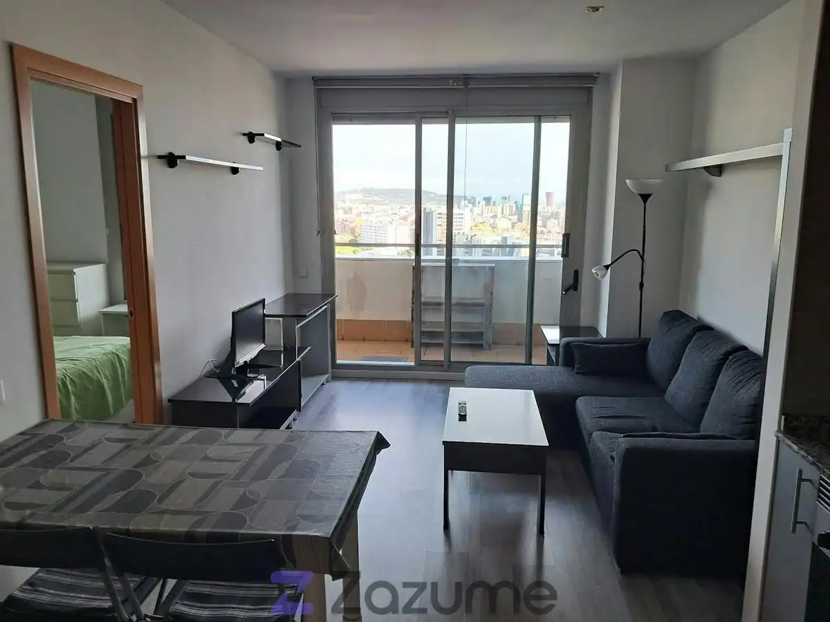 Wohnung mit Aufzug zur Miete in Av. de Salvador Allende