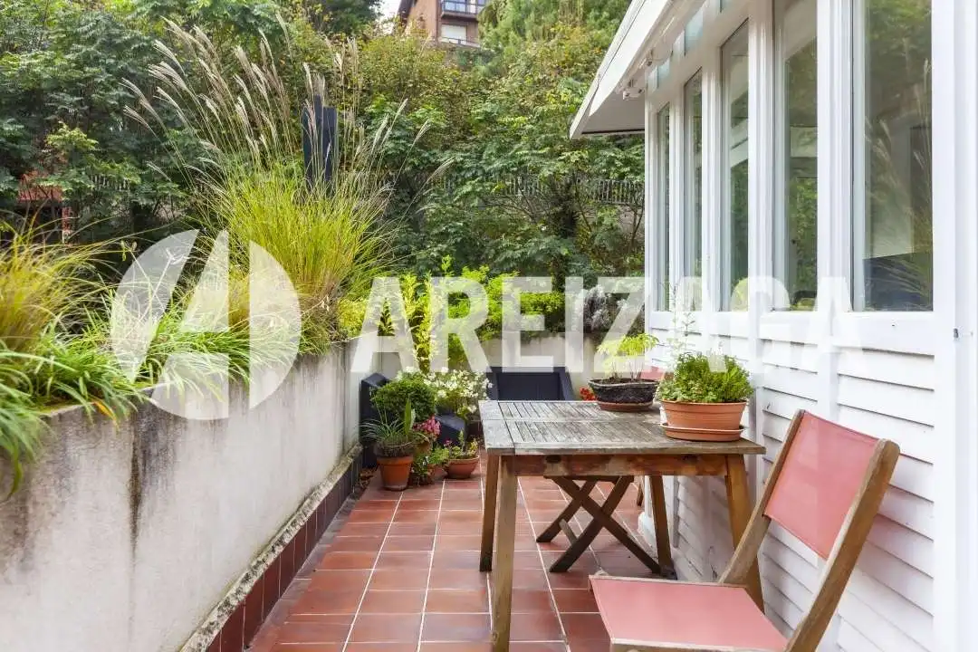 Jardín de Casa o chalet en venta en Donostia - San Sebastián  con Calefacción, Jardín privado y Terraza