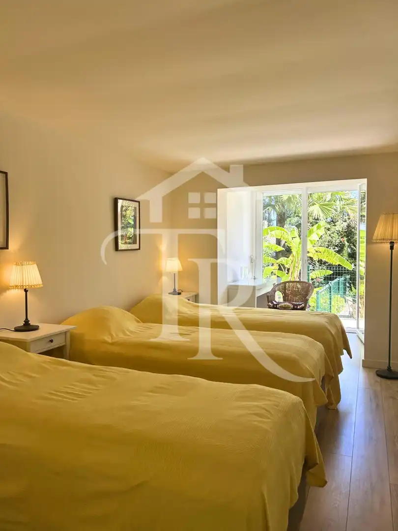 Habitación de Casa o chalet en venta en Roda de Berà con Aire acondicionado, Calefacción y Jardín privado