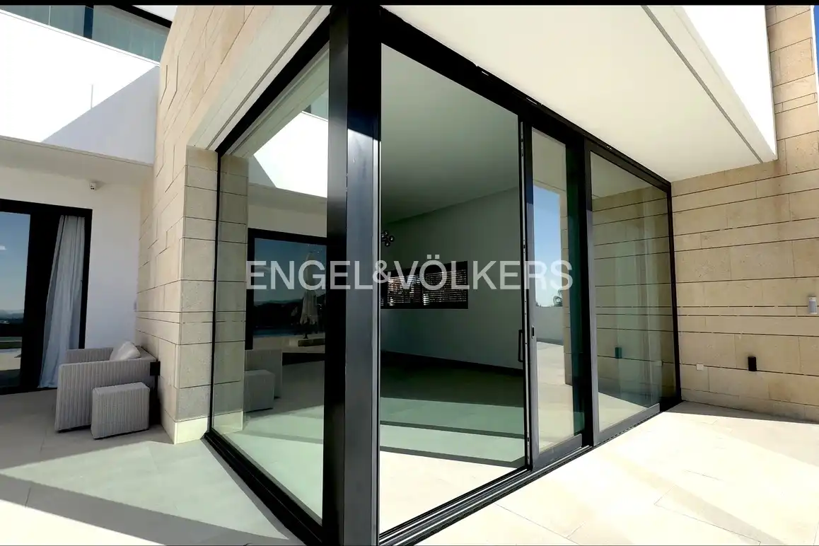 Casa con piscina in vendita a Golf Bahía, imagen 10