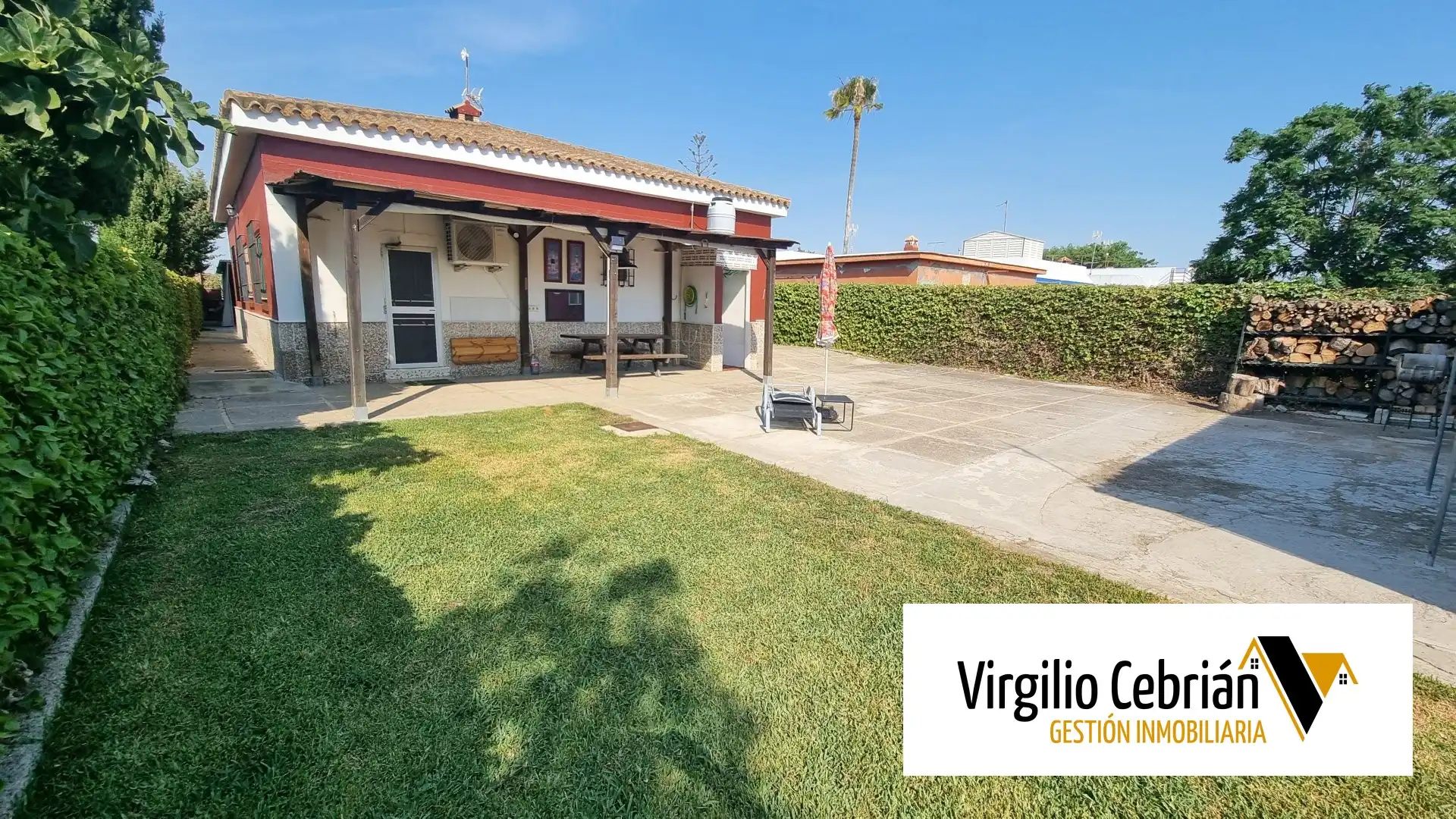 Maison rustique avec jardin à vendre à Las Tres Piedras - Costa Ballena