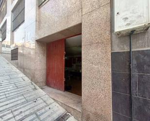 Vista exterior de Local en venda en Santa Coloma de Gramenet