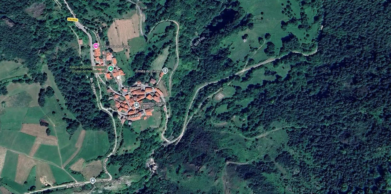 Casa adosada en venta en Vega de Liébana con Terraza, Trastero y Balcón