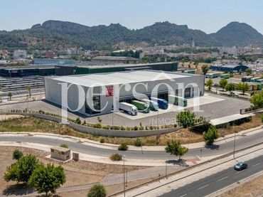 Industrial building to rent in Xàtiva