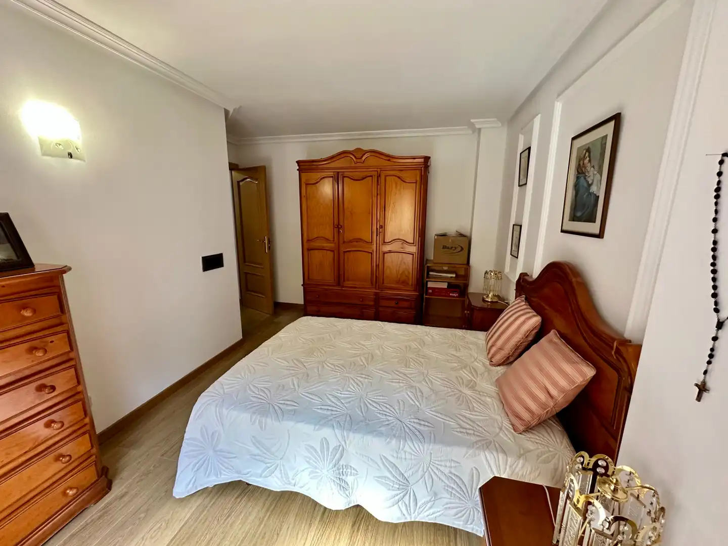 Bedroom of Flat for sale in Girona  with Heating, Furnished and Balcony