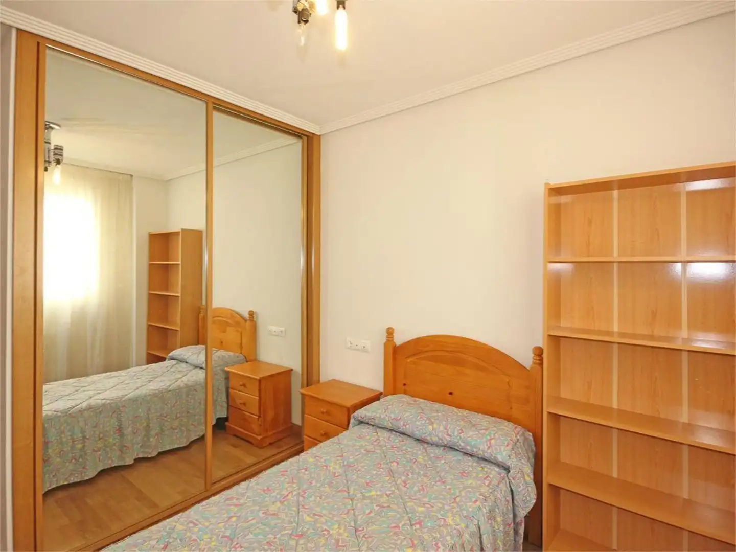 Bedroom of Flat for rent in Salamanca  with Heating, Terrace and Furnished