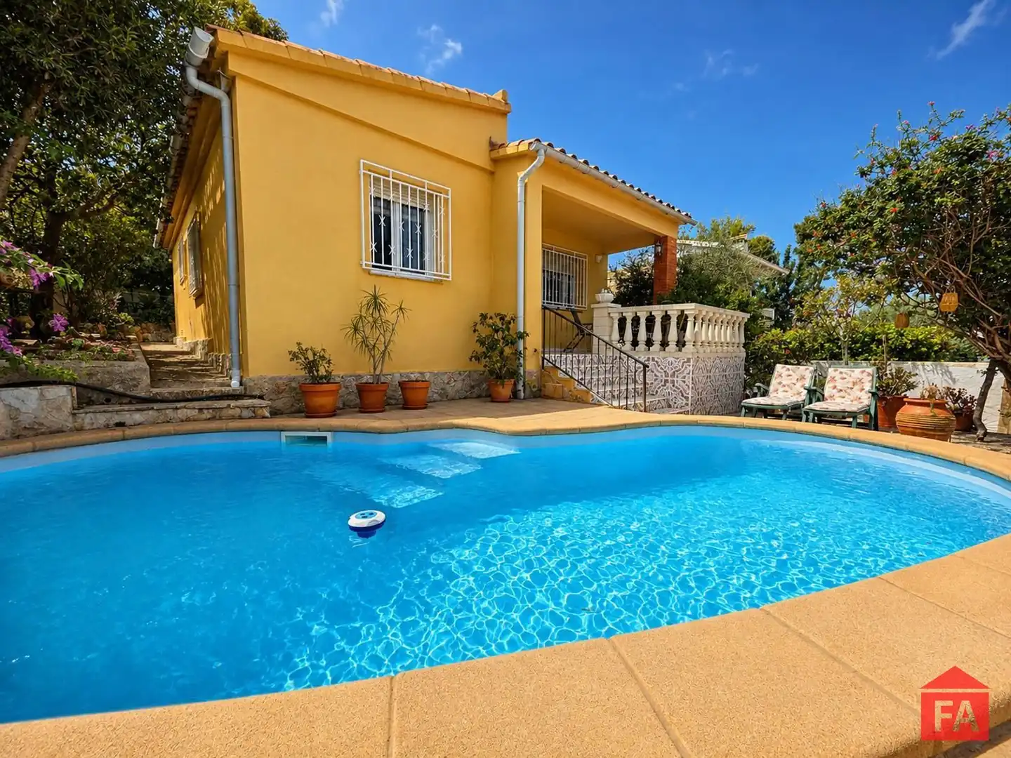 Piscina de Casa o xalet en venda en El Vendrell amb Aire condicionat, Calefacció i Traster