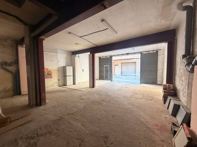 Local comercial en Venta en Carrer de Sant Marià en Centre
