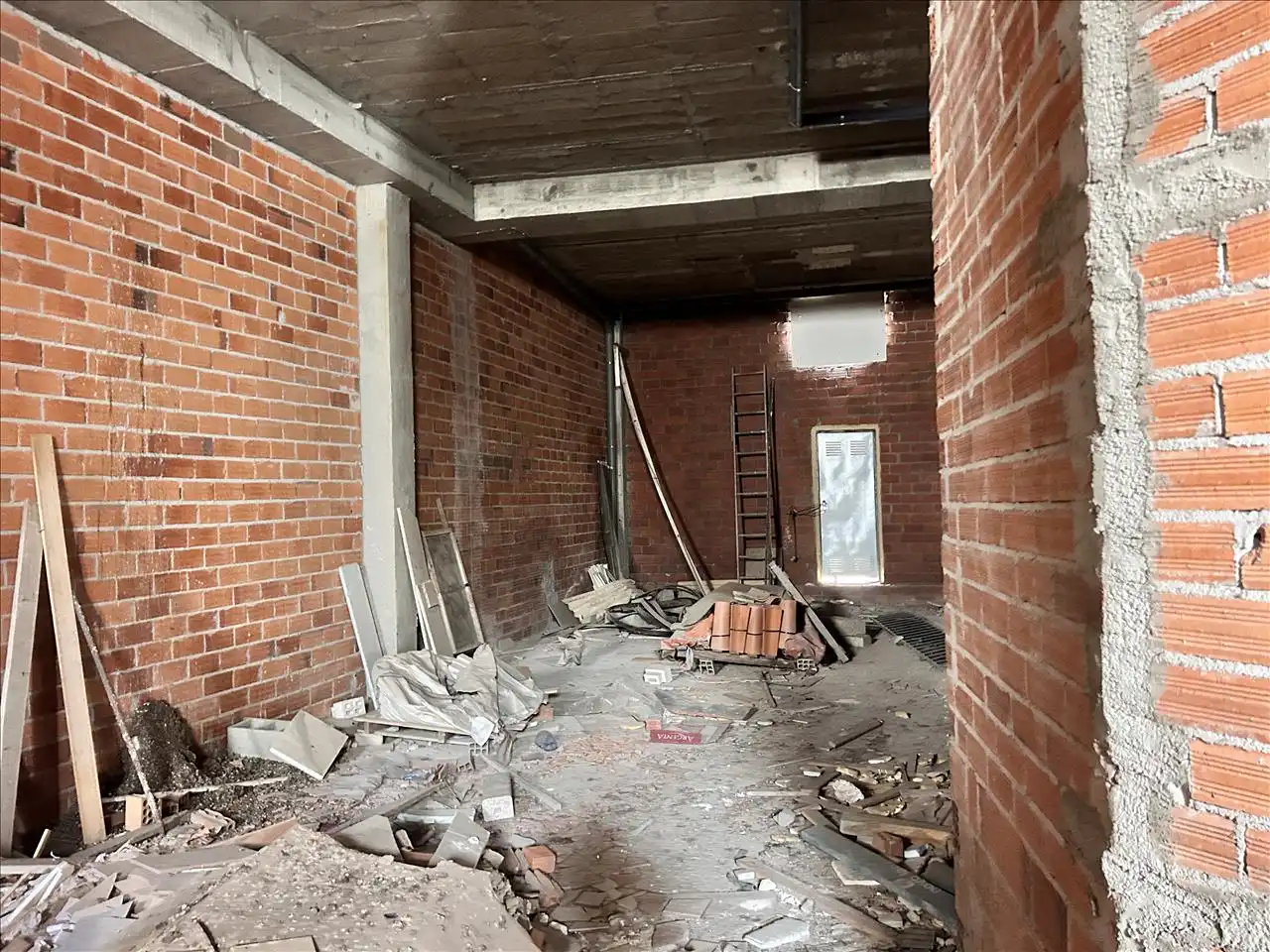 Local comercial en venda a PARDO BAZAN, imagen 10