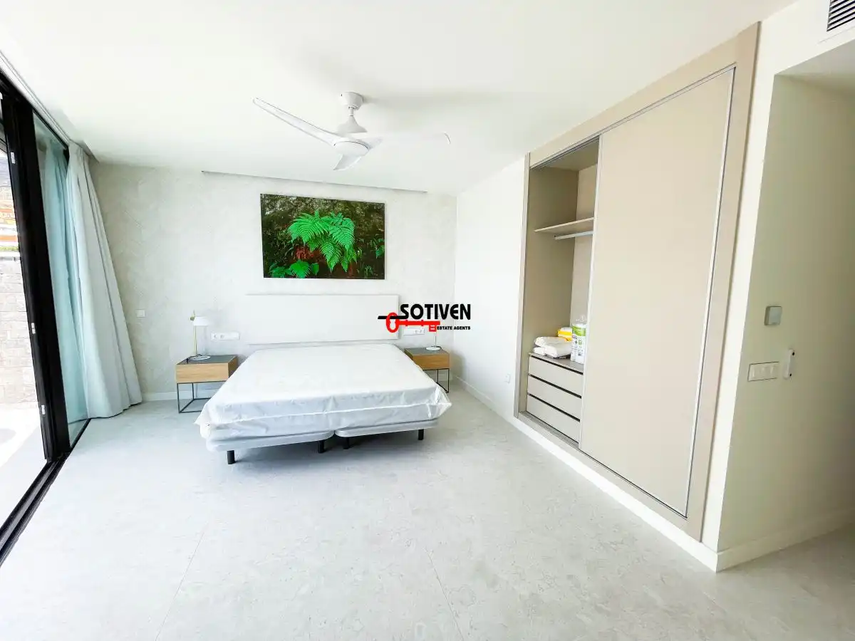Habitación de Casa o chalet de alquiler en El Rosario con Terraza y Piscina